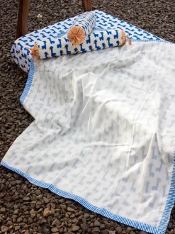 Blue Giraffe Organic Cotton Dohar