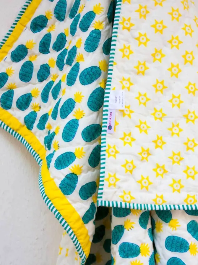 Firozi Ananas Organic Cotton Quilt for Infants