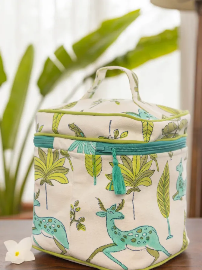 Green Pine Cotton Travel Vanity Case