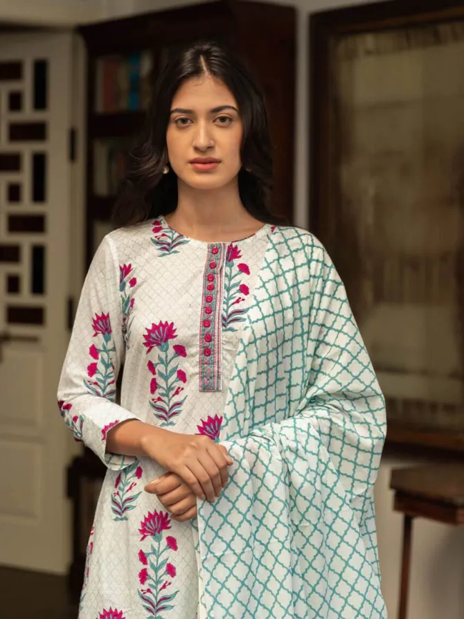 Nazm Block Printed Cotton Dupatta