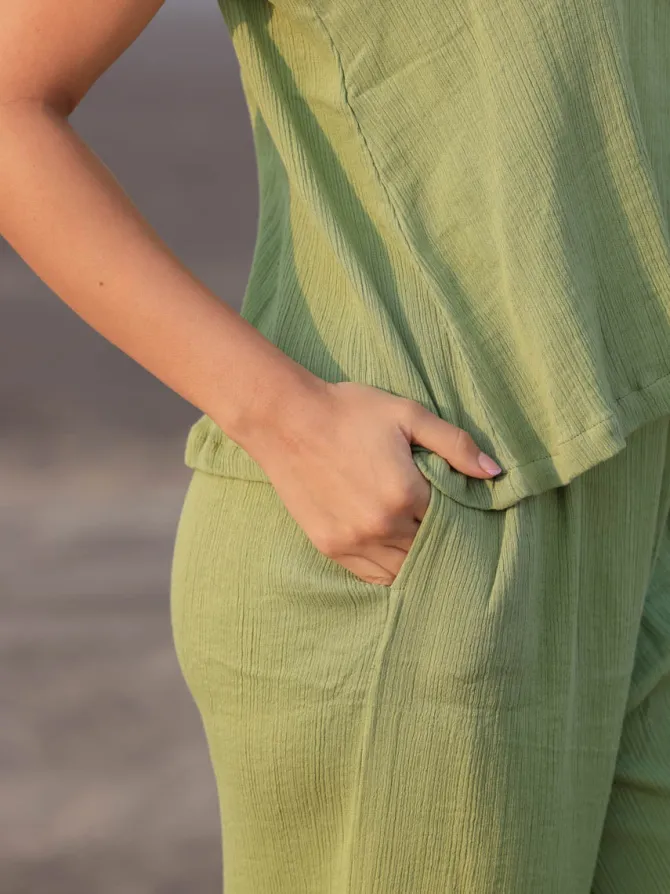 Pistachio Solid Green Palazzo Pants