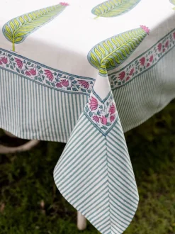 Poshte Cotton Table Cover