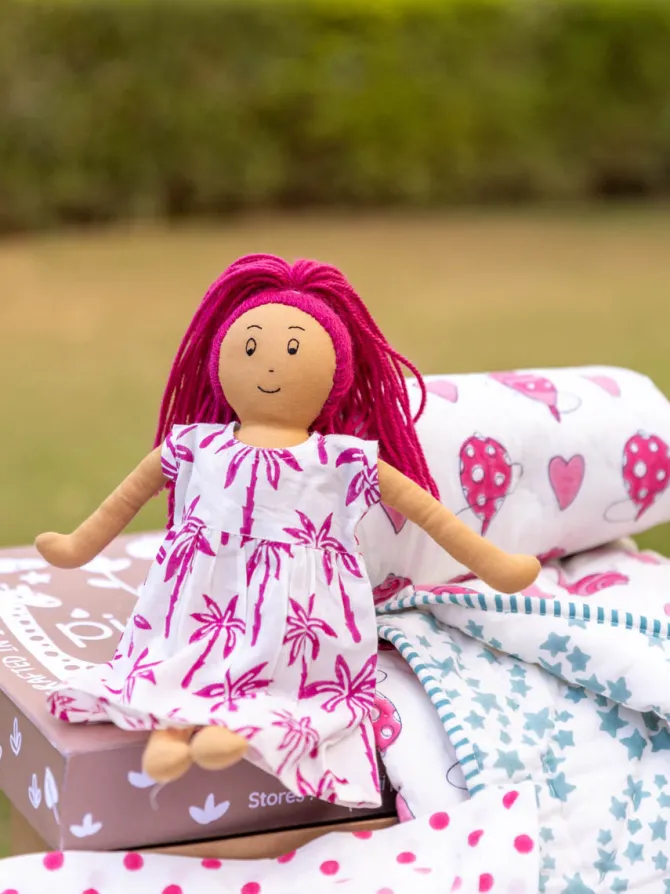 Set of 6 - Giggles Hand Block Printed Bedding Set with Gift Box