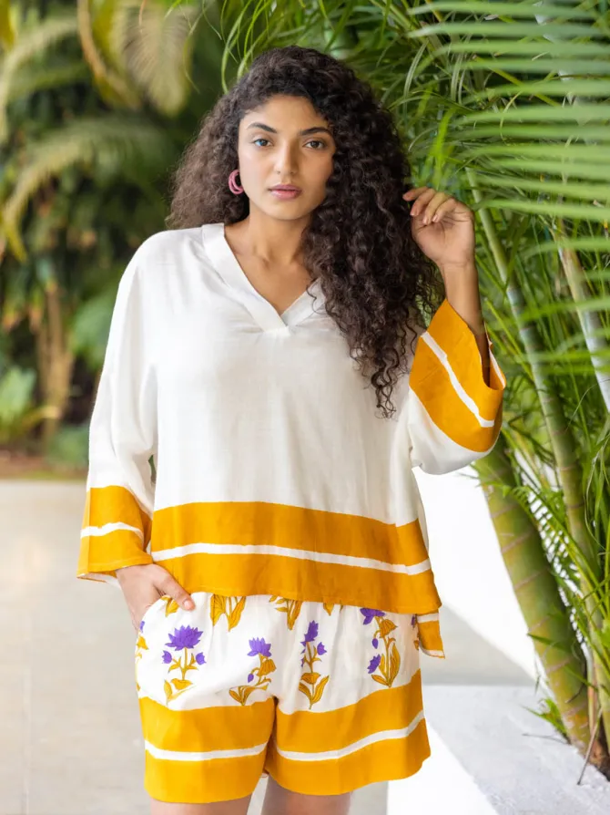 Set of 2 - Ilahi Box Top and Shorts