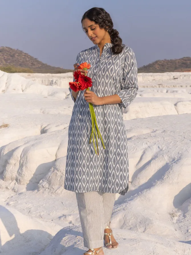 Set of 2 - Kesha Grey Cotton Kurta and Pants