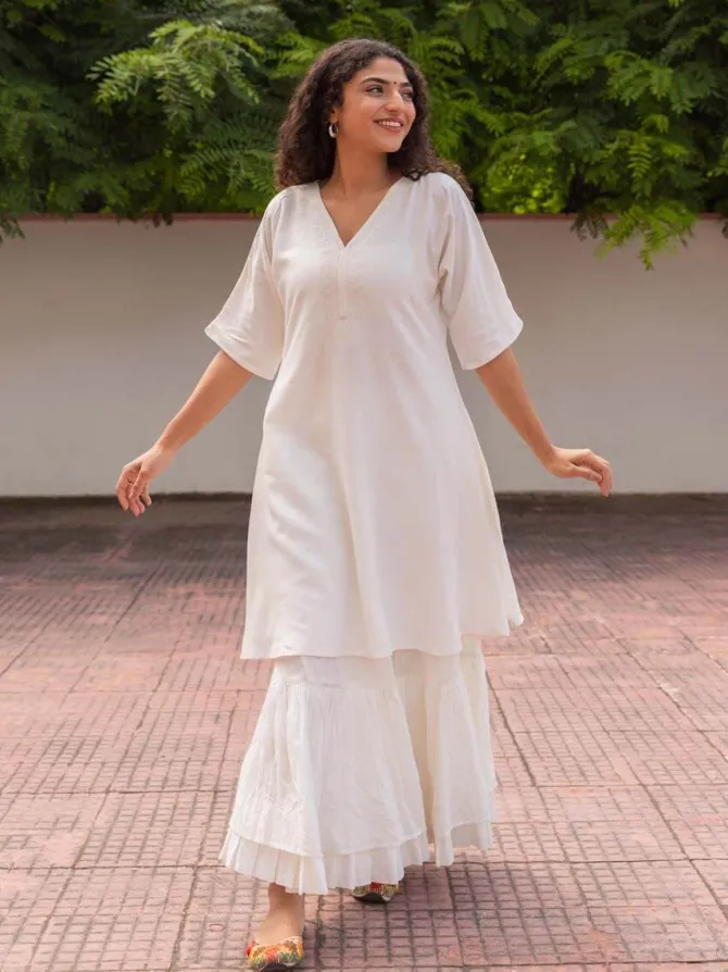 Set of 2 - White Embroidered Kurta and Skirt