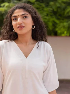 Set of 2 - White Embroidered Kurta and Skirt
