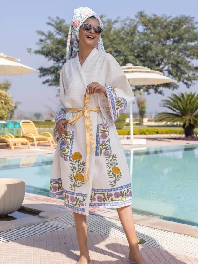 Utsa Waffle Block Printed Cotton Bath Robe