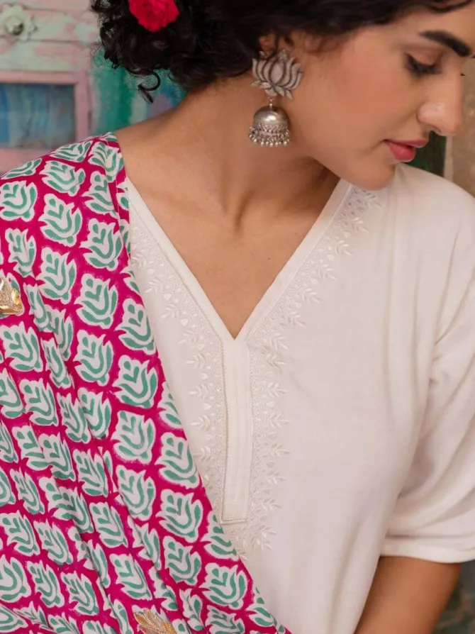 White Viscose Embroidered Kurta