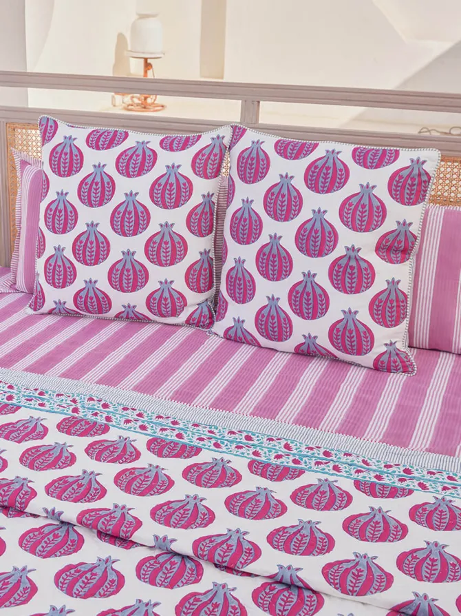 Wuslat Cotton Cushion Cover - 24 Inch